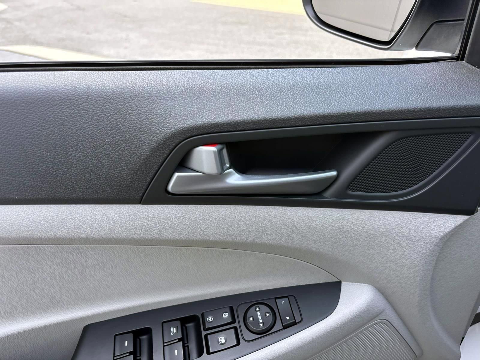 Used 2016 Hyundai Tucson SE w/ Option Group 02 image 12