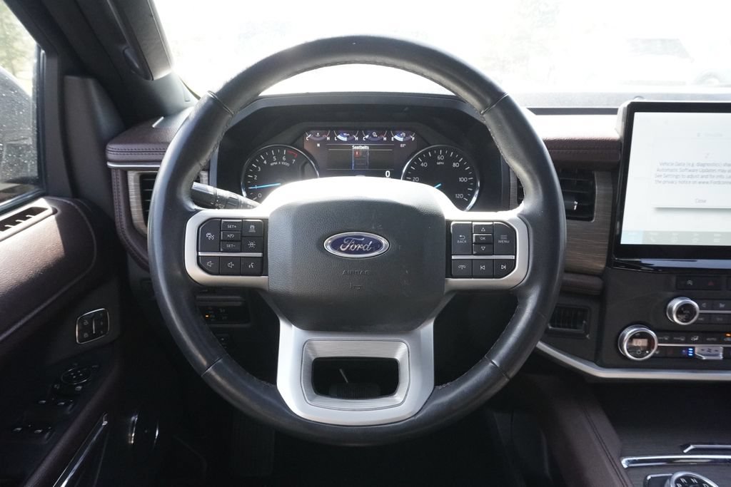Used 2024 Ford Expedition Max Limited AWD/4WD image 10
