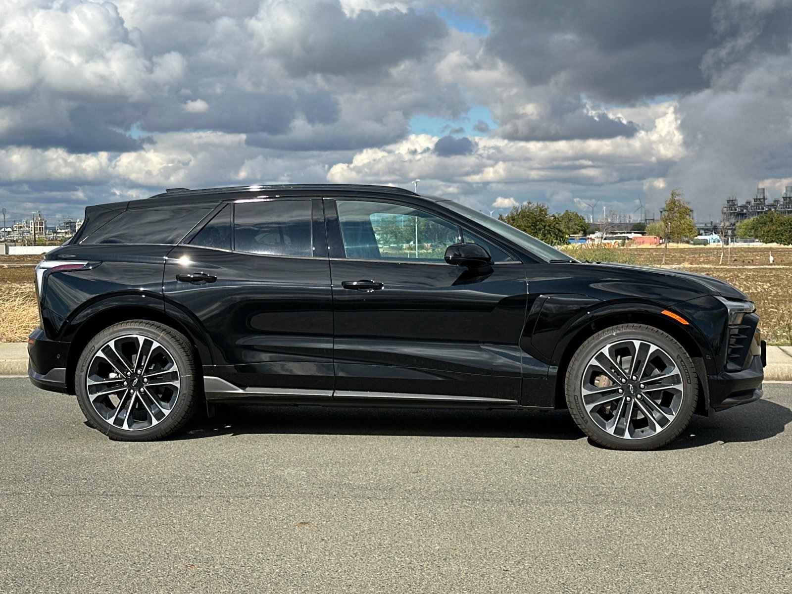 New 2026 Chevrolet Blazer EV SS image 3