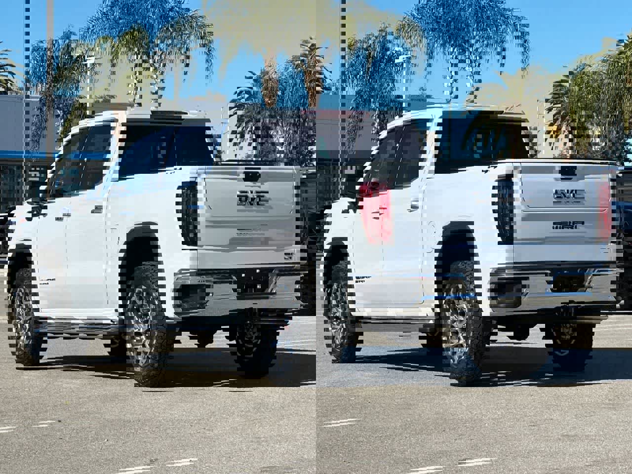 New 2026 GMC Sierra 1500 SLT w/ SLT Premium Package image 11