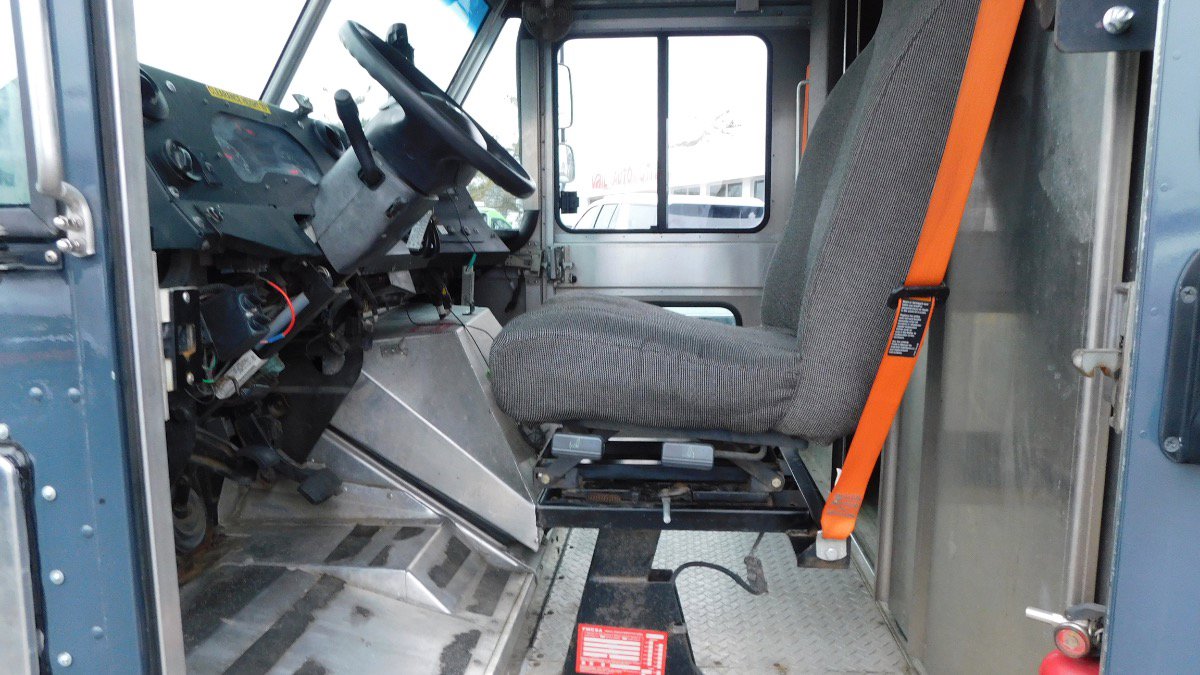 Used 2019 Ford E-450 and Econoline 450 Super Duty image 12