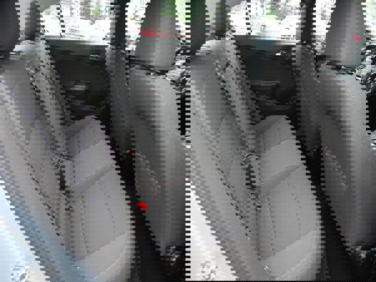 Used 2017 Chevrolet Cruze LT w/ Convenience Package image 27