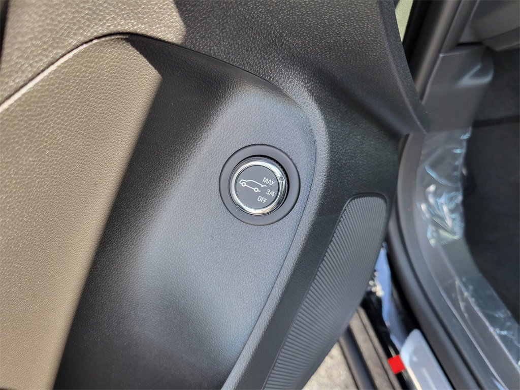 New 2025 Buick Envista Avenir image 10