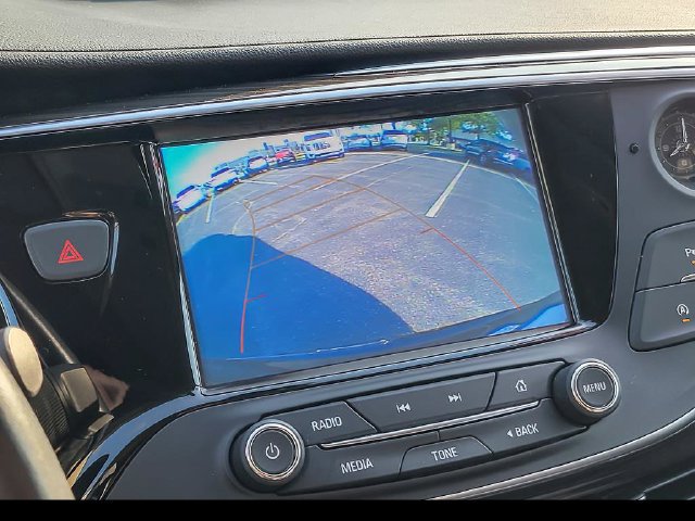 Certified 2020 Buick Envision Essence FWD image 12