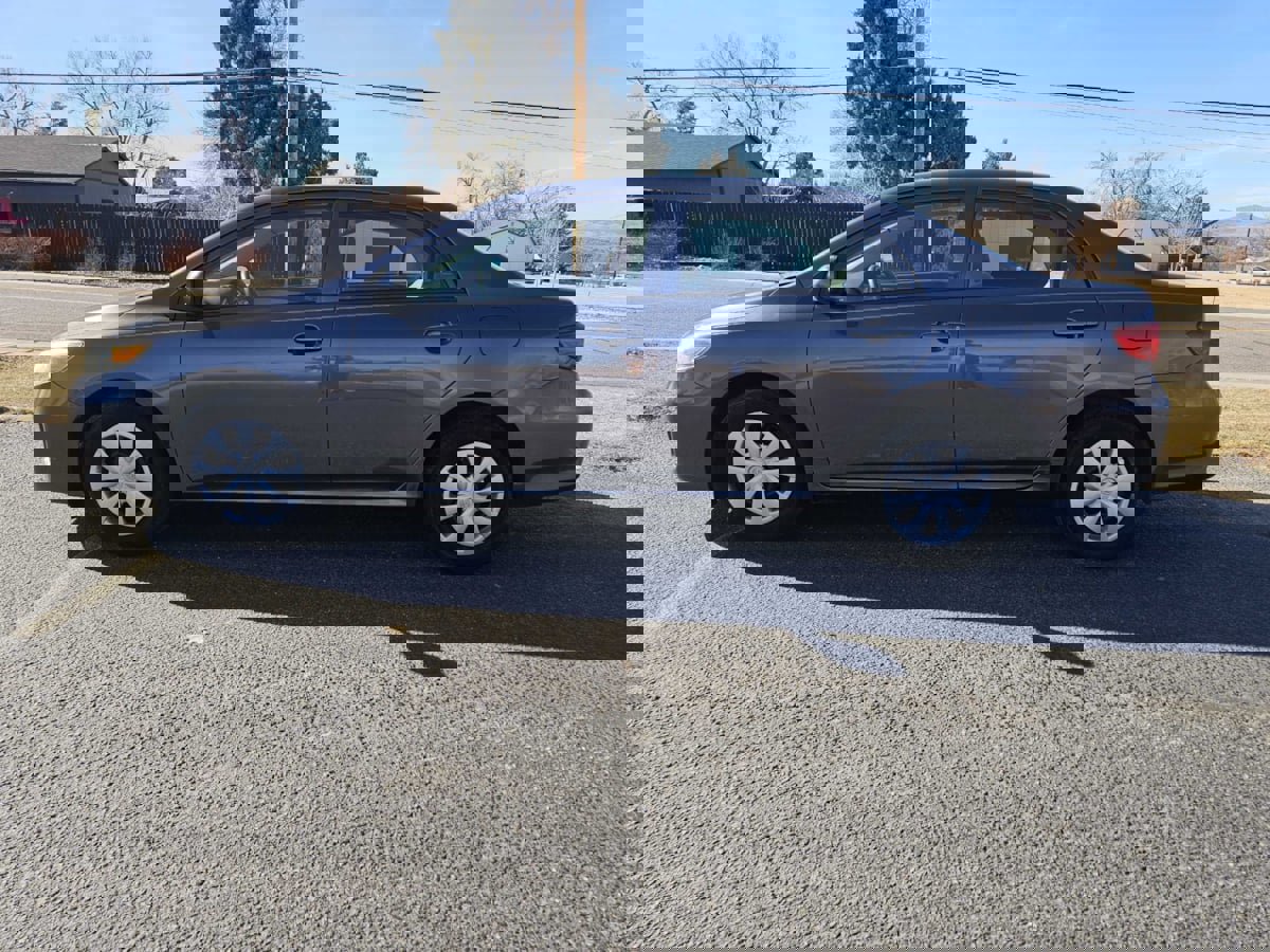 Used 2013 Toyota Corolla L image 2