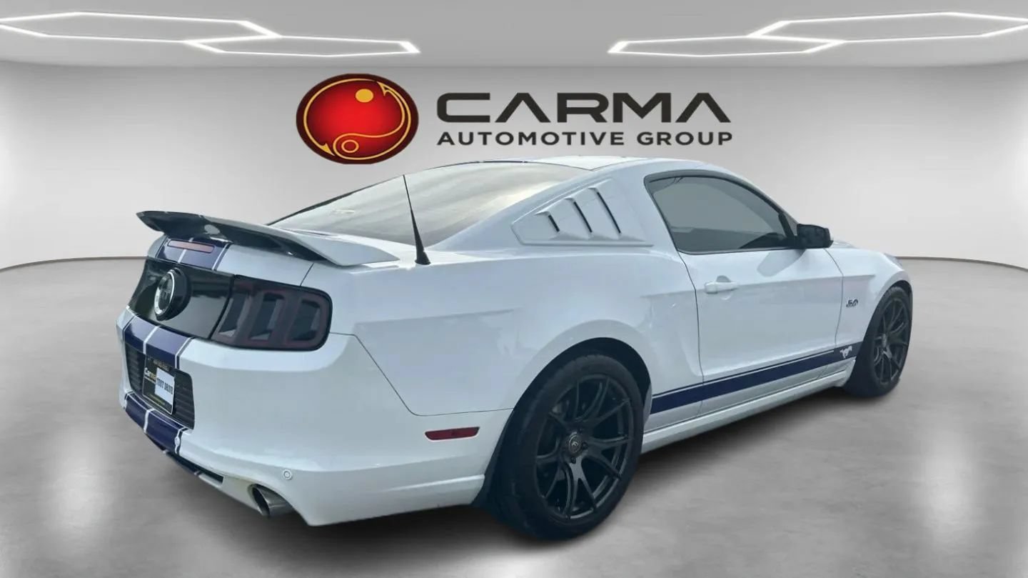 Used 2014 Ford Mustang GT Premium RWD image 5