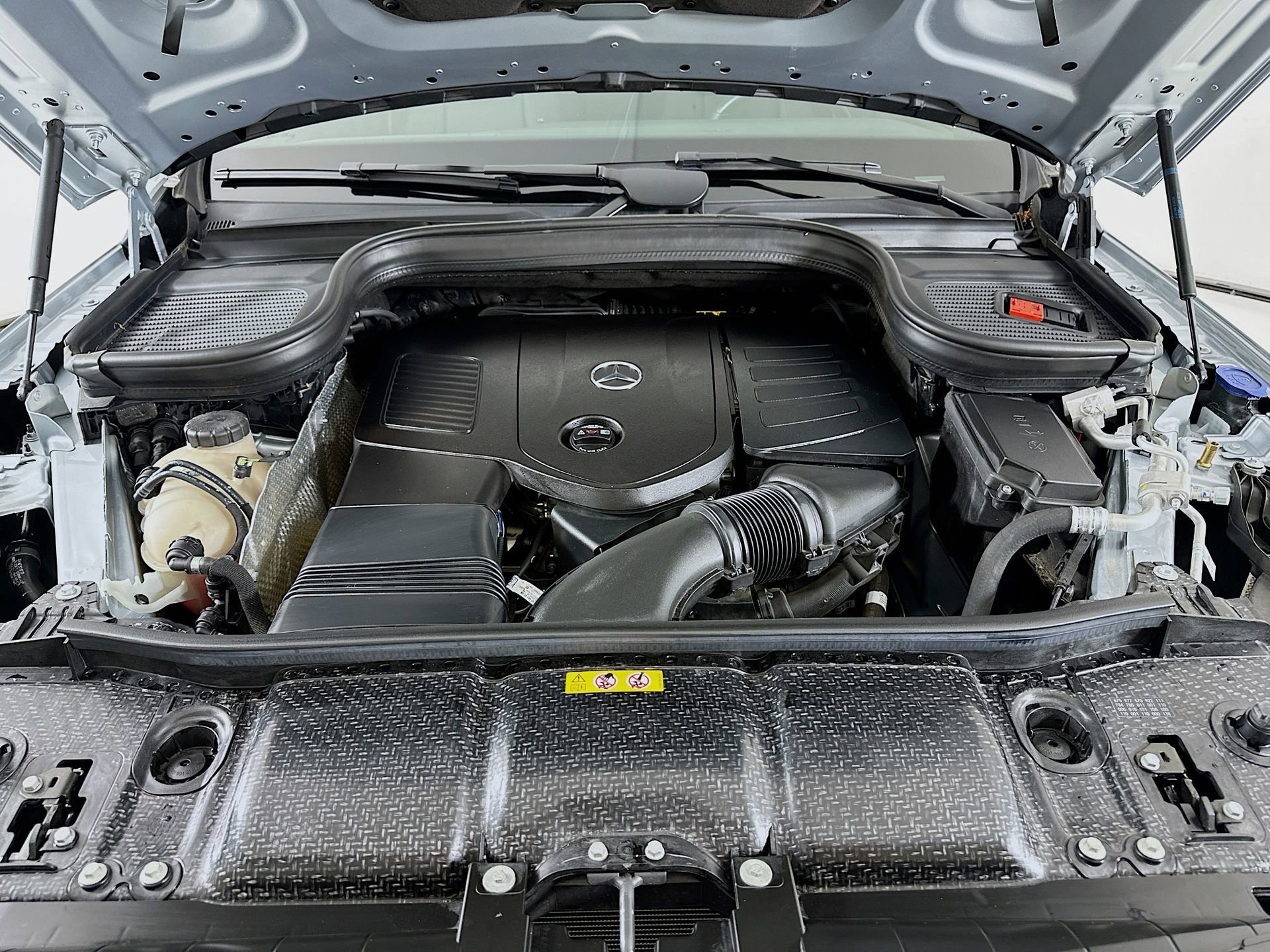 Certified 2025 Mercedes-Benz GLE 350 4MATIC image 33