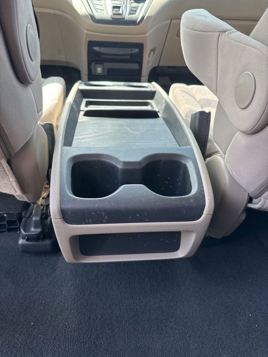 Used 2018 Honda Odyssey EX image 19