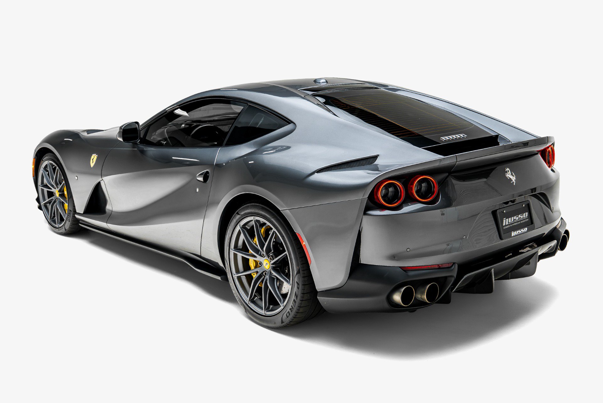 Used 2019 Ferrari 812 Superfast RWD image 13
