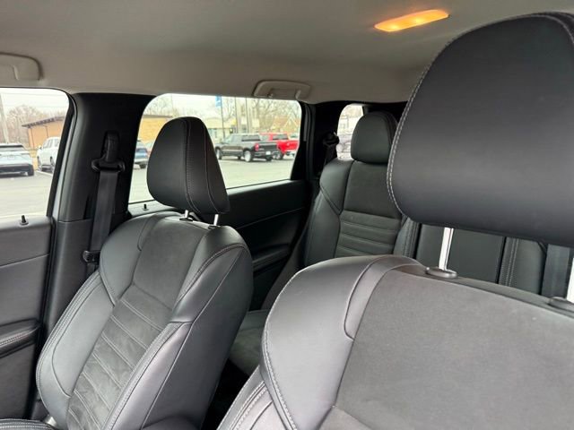 Used 2022 Mitsubishi Outlander SE image 8