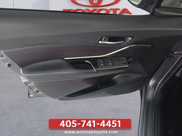 Used 2019 Toyota C-HR Limited FWD image 13