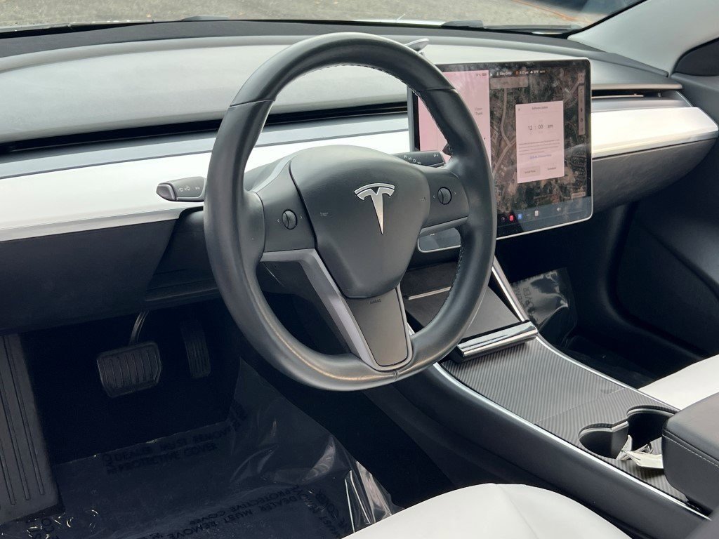 Used 2018 Tesla Model 3 Long Range image 21