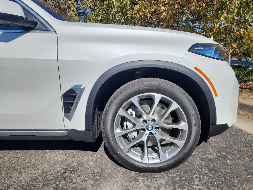 Certified 2026 BMW X5 xDrive50e w/ Premium Package AWD/4WD image 11