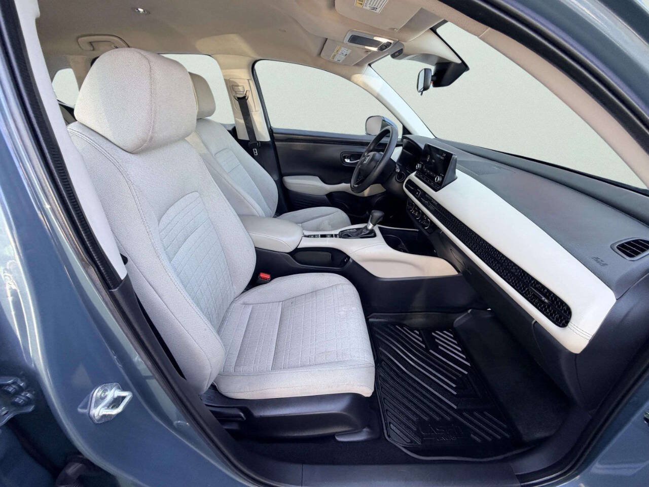 Used 2024 Honda HR-V LX image 27