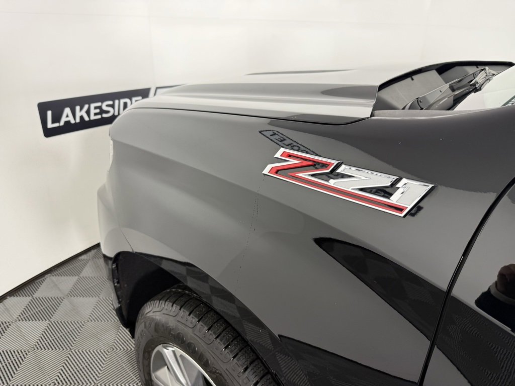 Used 2022 Chevrolet Silverado 1500 RST w/ Z71 Off-Road Package image 10