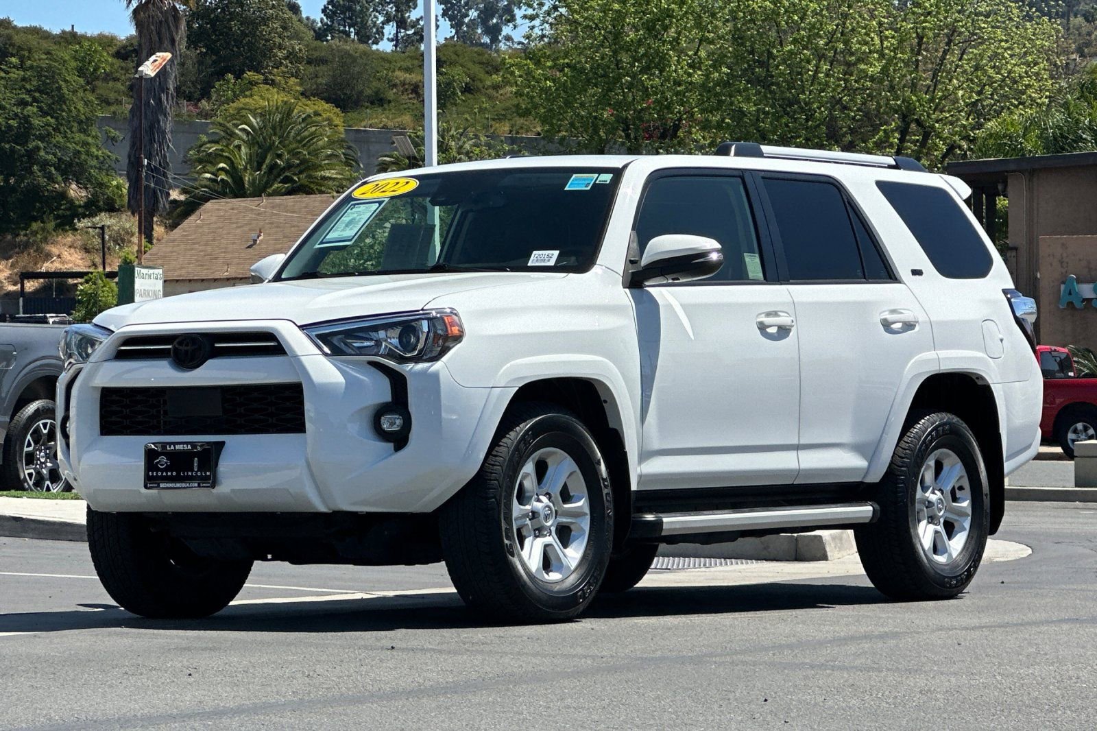 Used 2022 Toyota 4Runner SR5 Premium w/ Moonroof Package RWD image 7