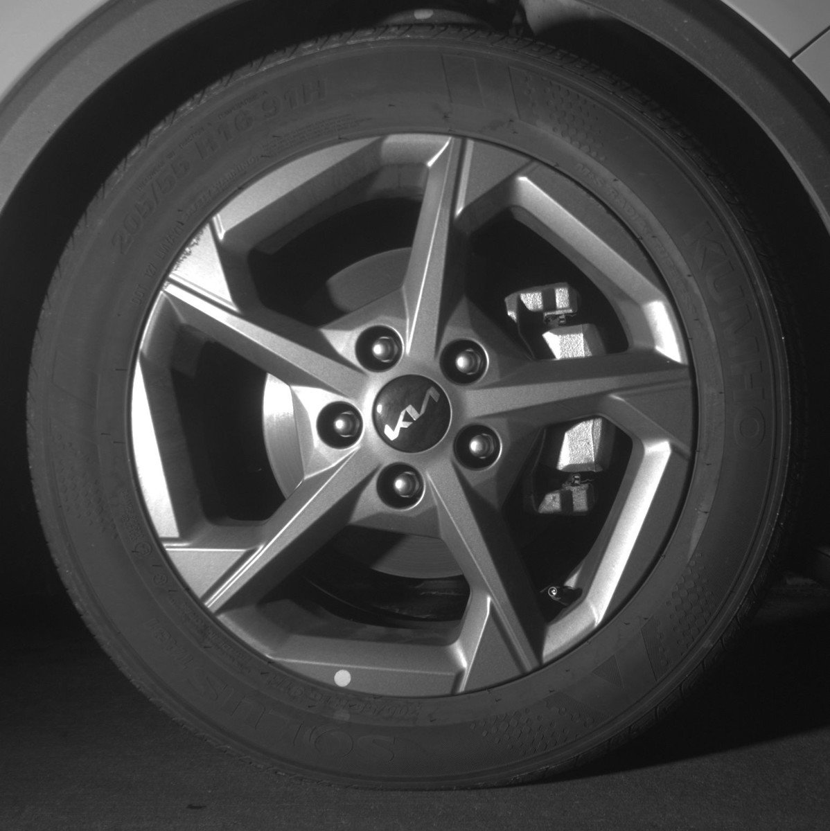 Used 2025 Kia K4 LXS image 13