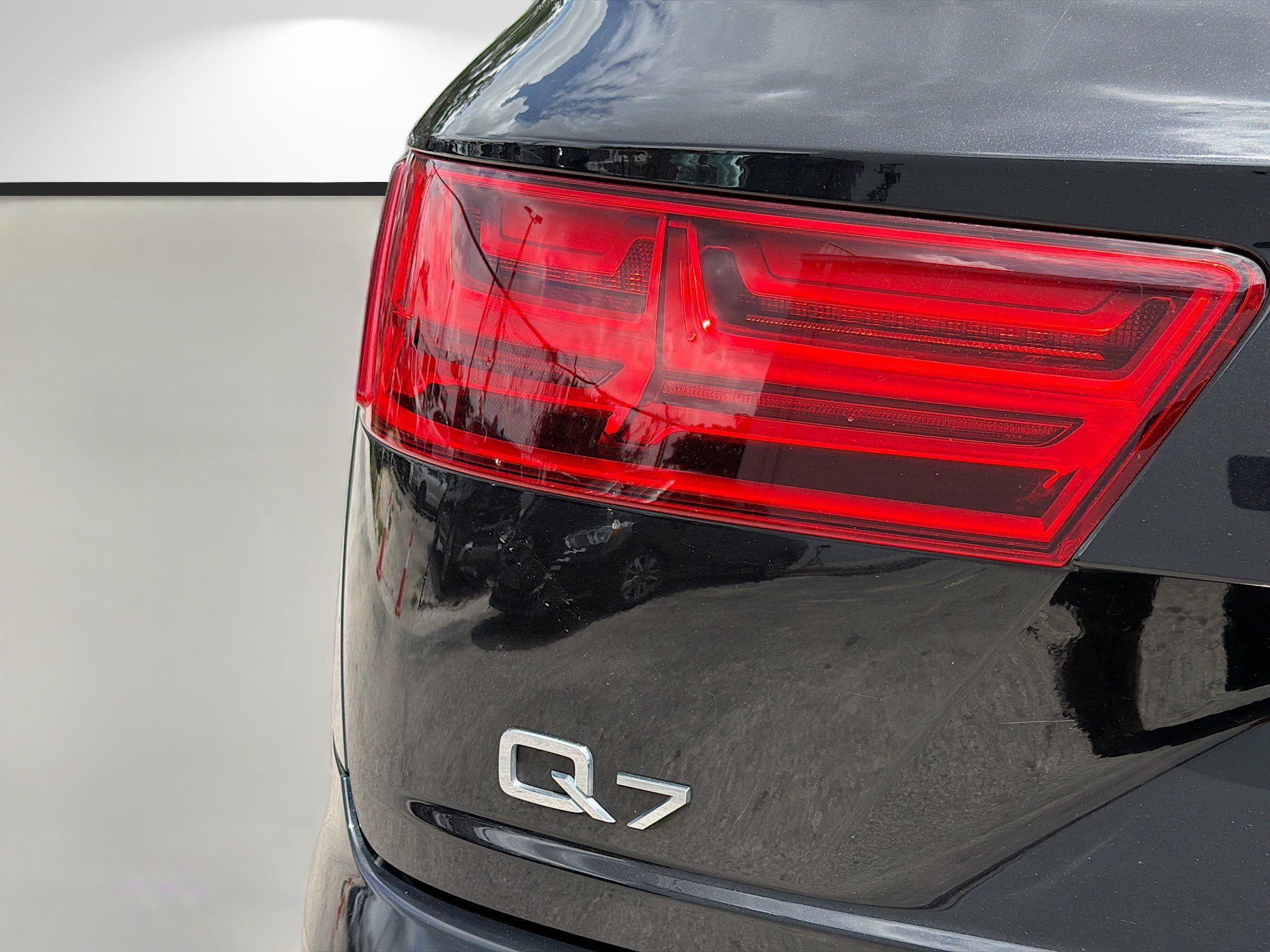 Used 2019 Audi Q7 2.0T Premium w/ Convenience Package AWD/4WD image 10