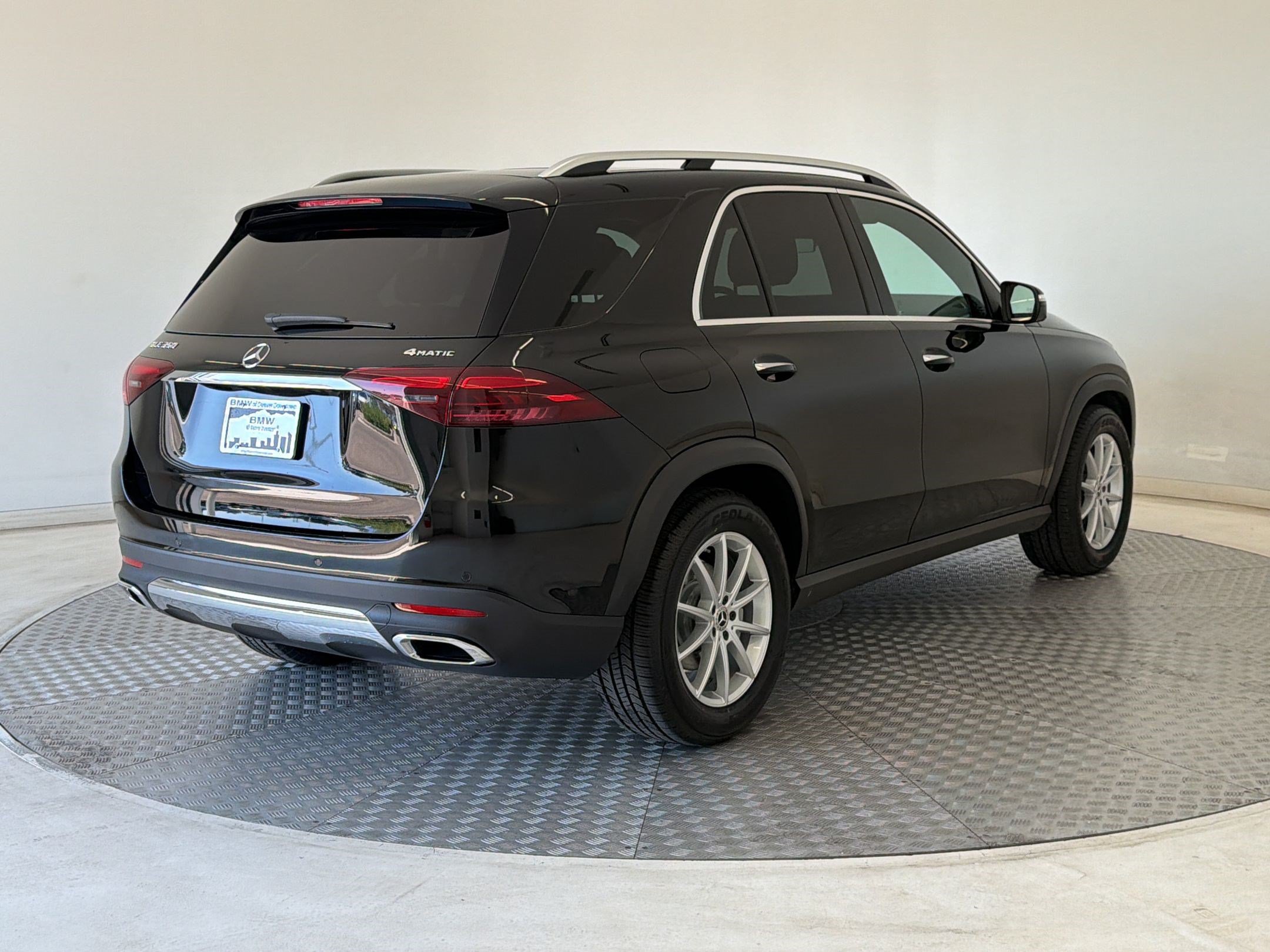 Used 2025 Mercedes-Benz GLE 350 4MATIC image 9