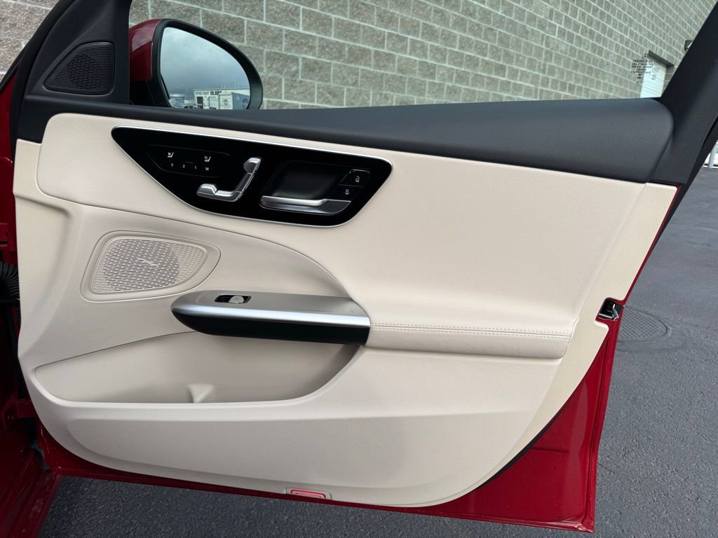 Used 2025 Mercedes-Benz C 300 Sedan image 56