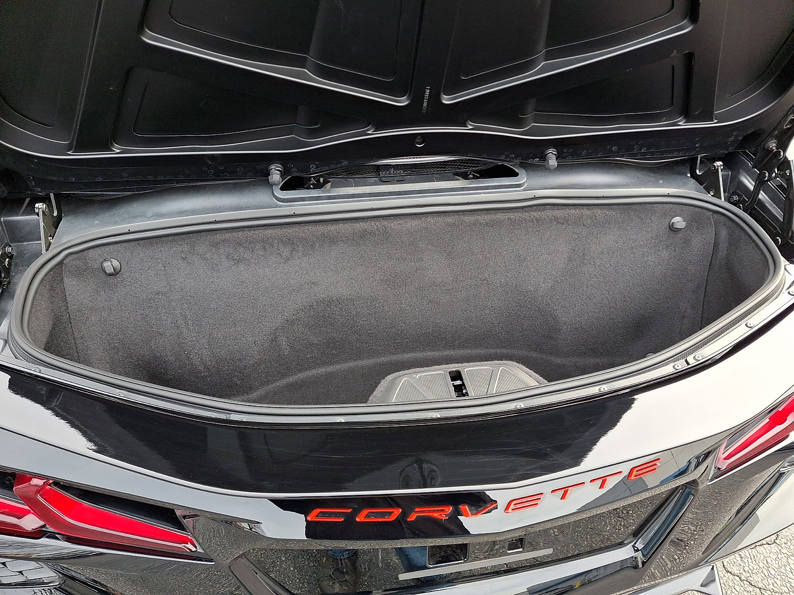 Certified 2023 Chevrolet Corvette Stingray Preferred Conv w/ 2LT image 29