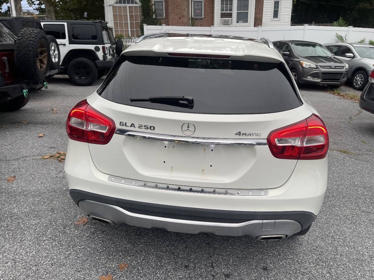 Used 2018 Mercedes-Benz GLA 250 4MATIC image 7