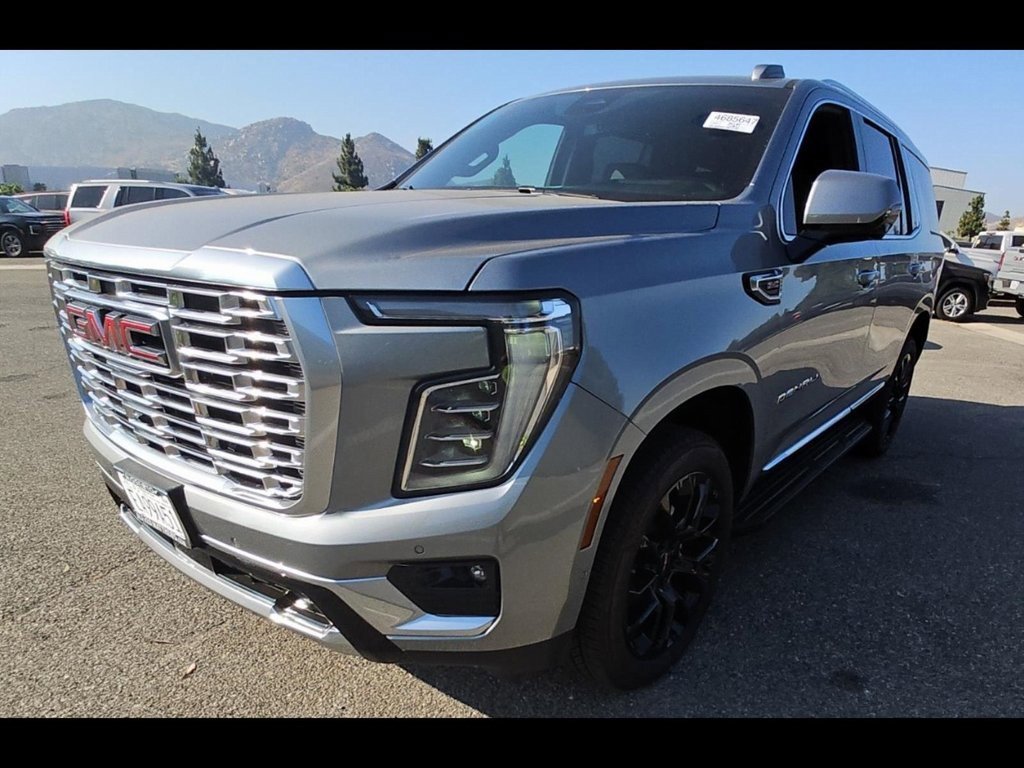 Used 2025 GMC Yukon Denali w/ LPO, Floor Liner Package