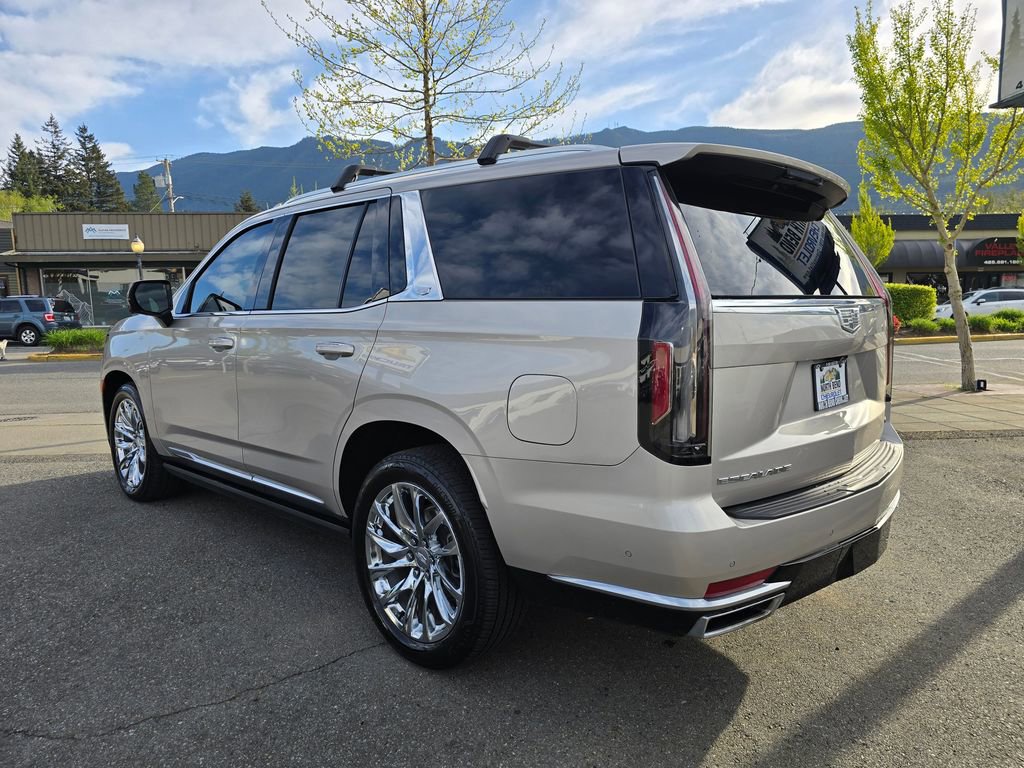 Used 2023 Cadillac Escalade Premium Luxury Platinum w/ LPO, Radiant Package AWD/4WD image 7