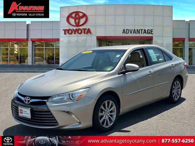 Used 2016 Toyota Camry XLE FWD video 4