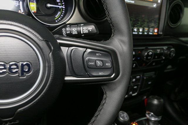 Used 2023 Jeep Wrangler Willys 4xe w/ Sun & Screen Package image 33