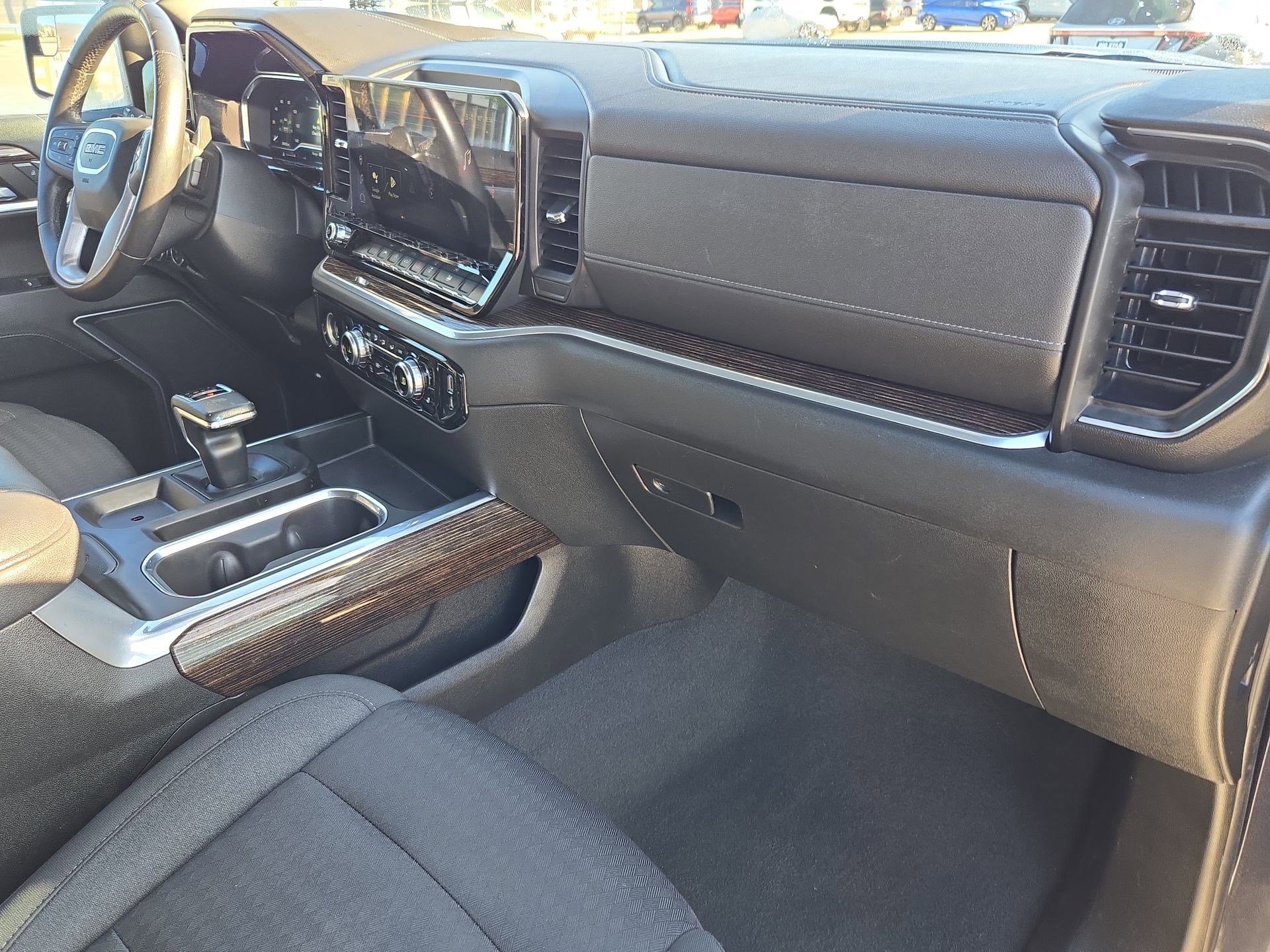 Used 2022 GMC Sierra 1500 Elevation image 33