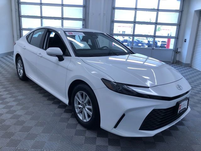 Certified 2026 Toyota Camry LE FWD image 34