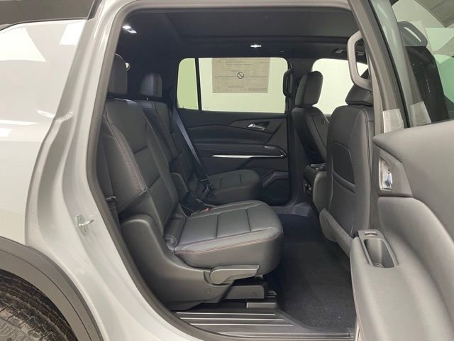 New 2026 Chevrolet Traverse Z71 w/ Driver Confidence Package image 15