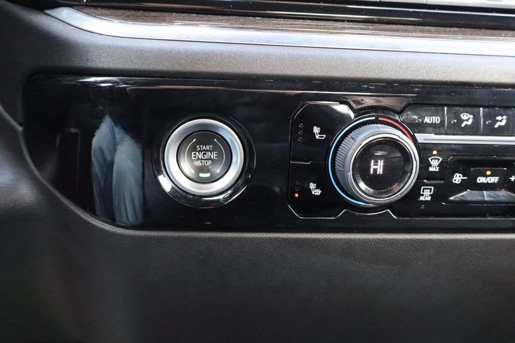 Used 2022 Chevrolet Silverado 1500 RST image 12