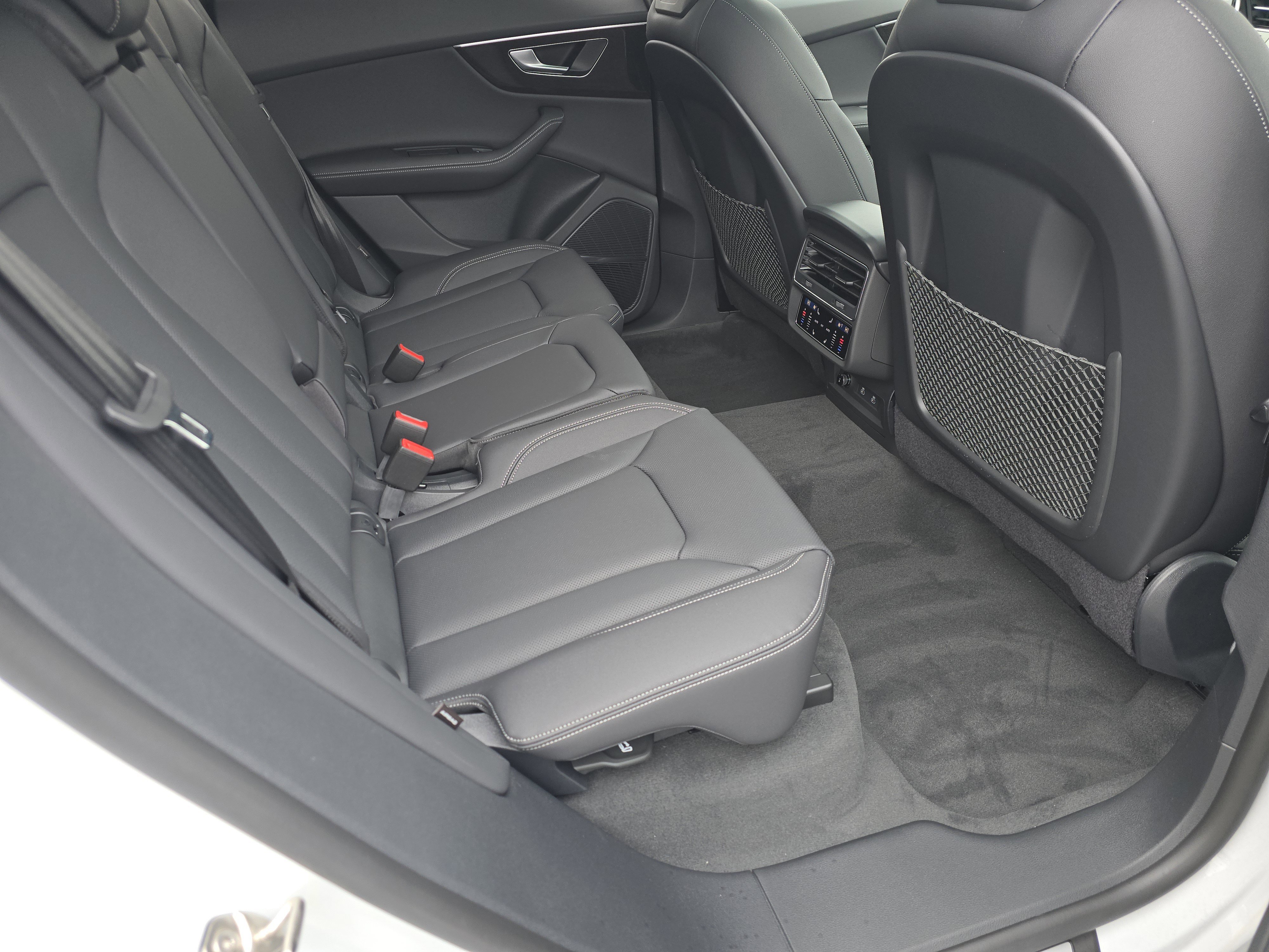 New 2026 Audi Q8 Premium Plus image 18