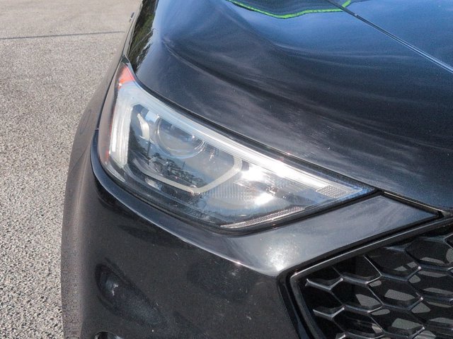 Used 2021 Ford Edge ST-Line FWD image 9