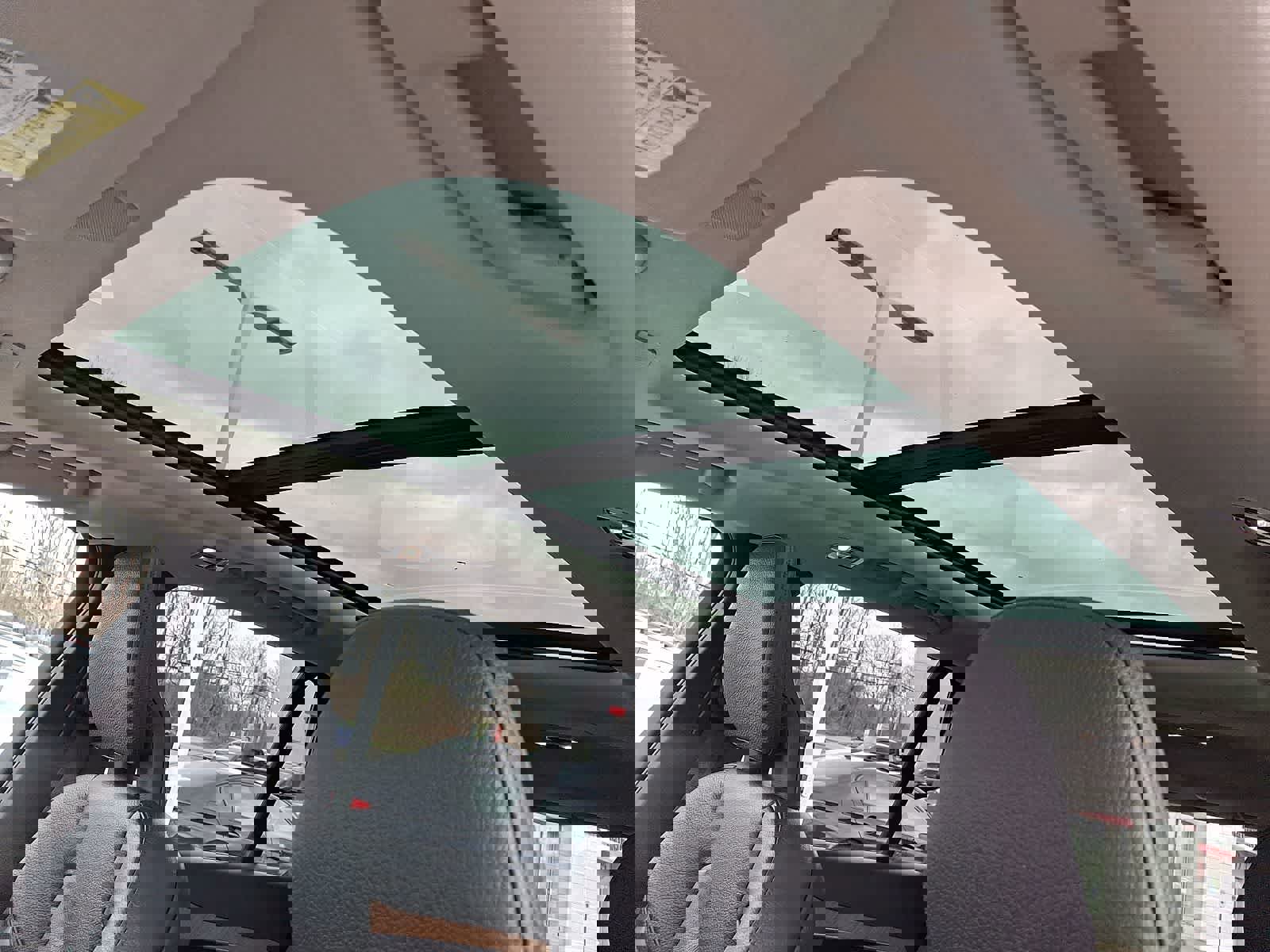 Used 2022 Volvo XC90 T6 Momentum w/ Climate Package image 16