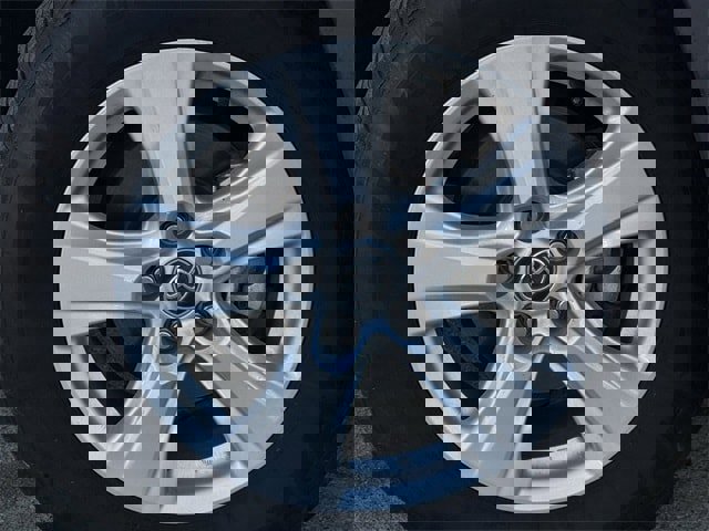 Used 2020 Toyota RAV4 XLE image 8