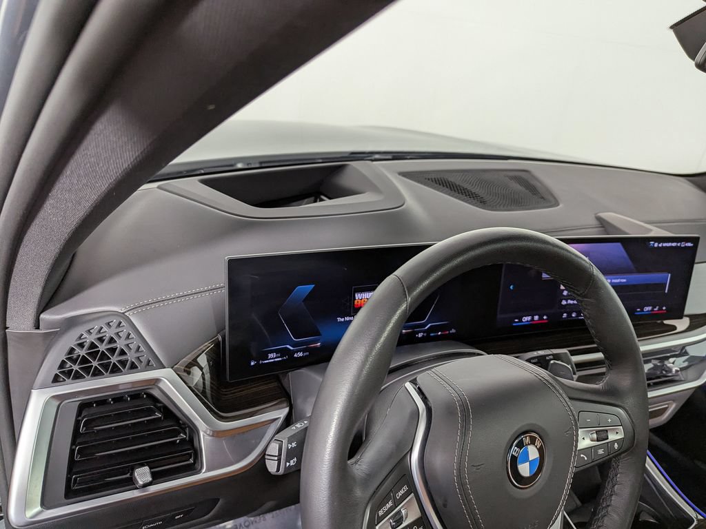 Used 2026 BMW X5 xDrive40i w/ Premium Package AWD/4WD image 16