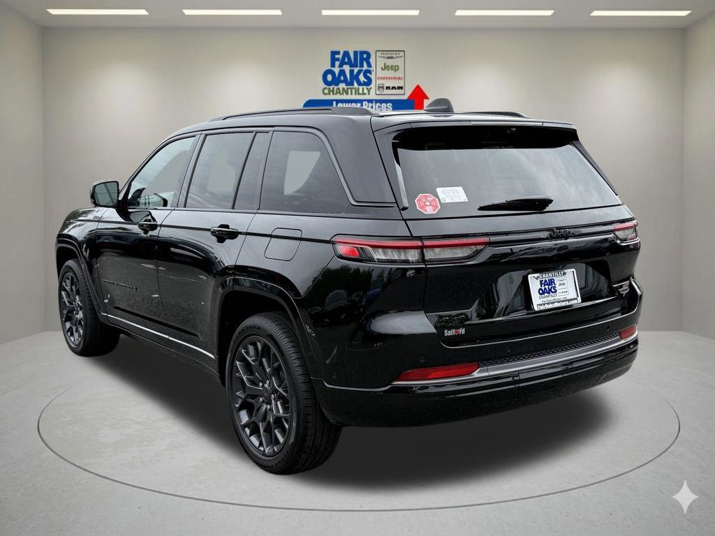 New 2026 Jeep Grand Cherokee Summit w/ Obsidian Package AWD/4WD image 6