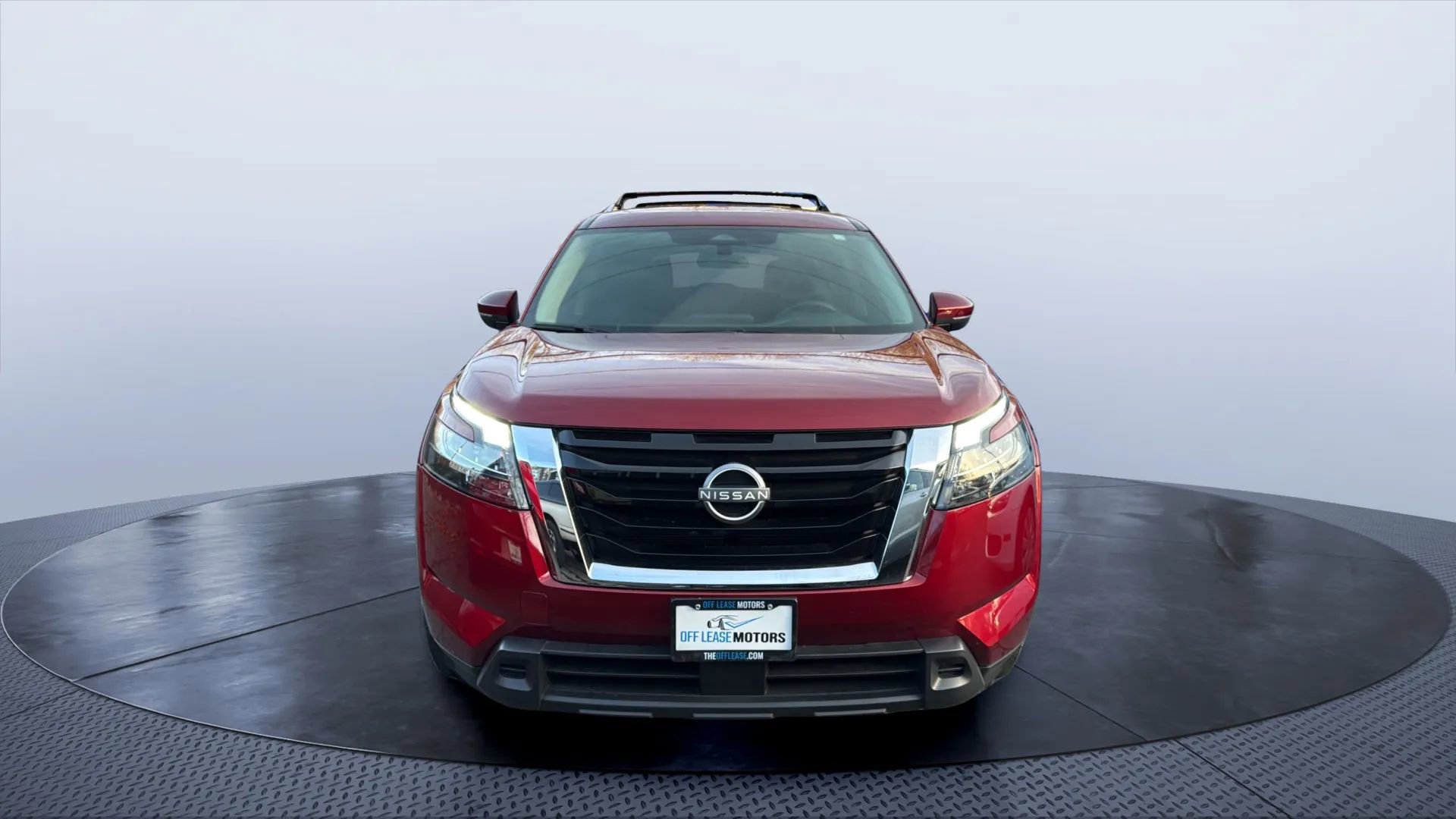 Used 2023 Nissan Pathfinder SV image 8