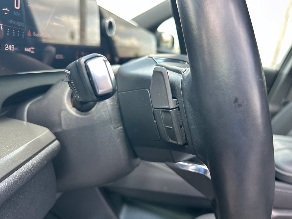 Used 2024 Chevrolet Traverse LT AWD/4WD image 40