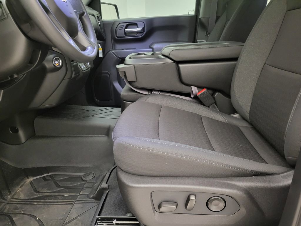 New 2026 Chevrolet Silverado 1500 Custom w/ LPO, Dark Essentials Package image 2