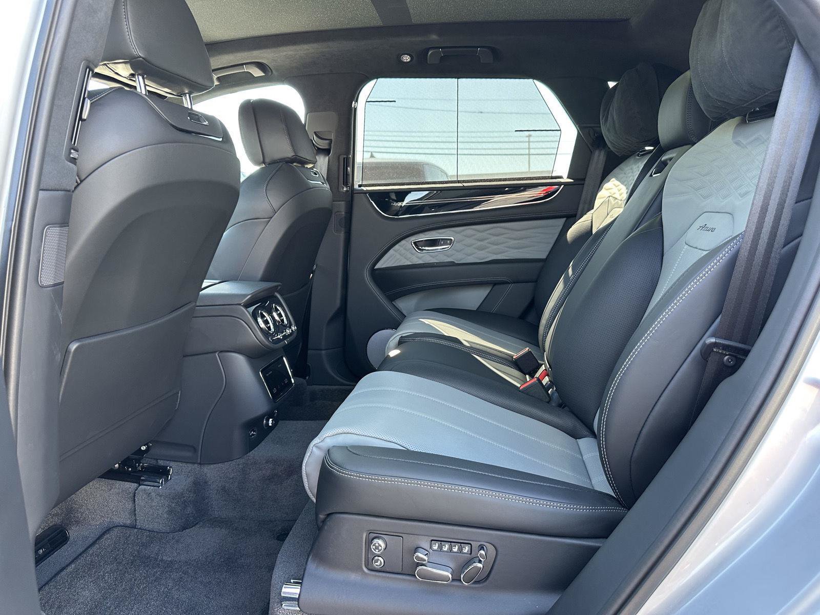 New 2027 Bentley Bentayga AWD/4WD image 27