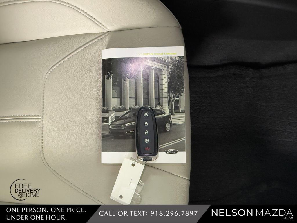 Used 2018 Ford Focus Titanium FWD image 49