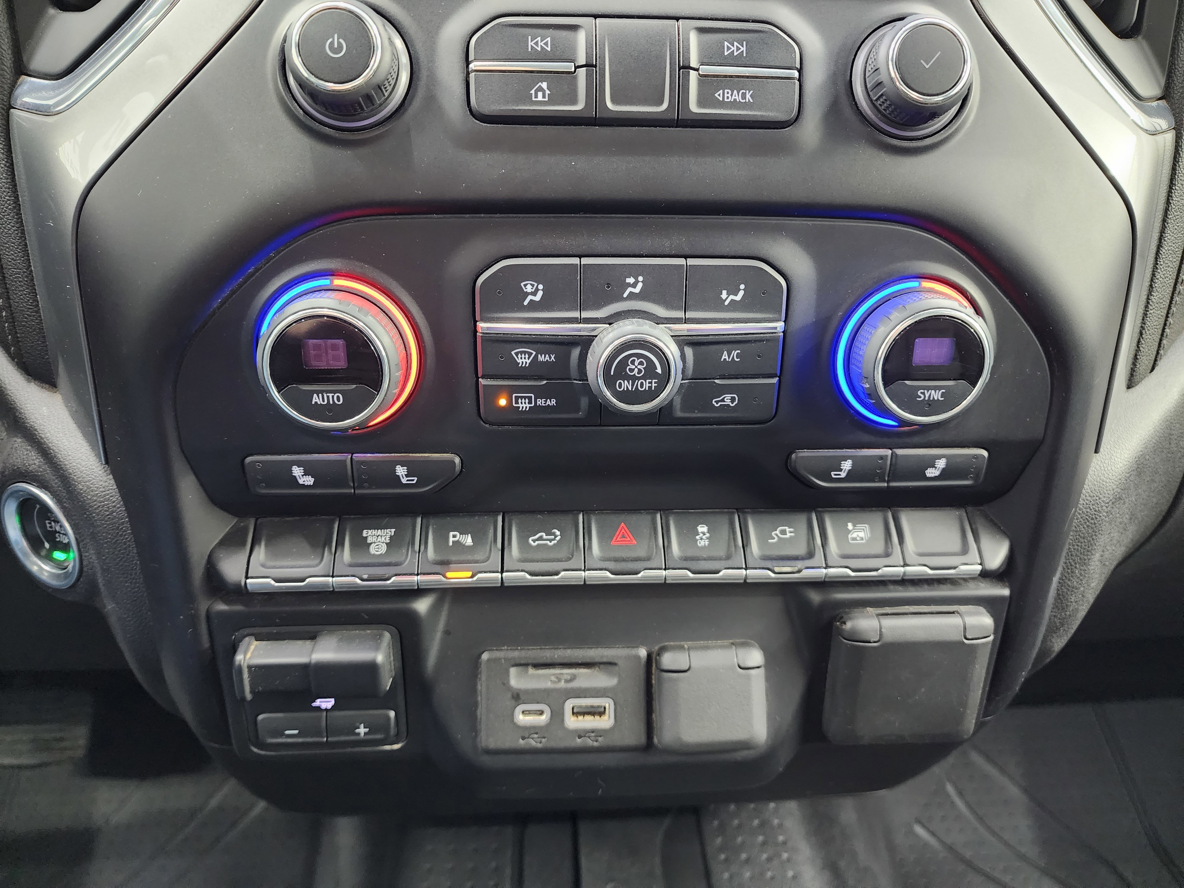 Used 2022 Chevrolet Silverado 2500 LTZ w/ Safety Package image 15