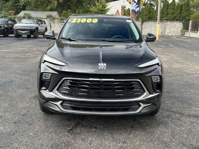 Certified 2024 Buick Encore GX Preferred w/ Advanced Technology Package FWD image 8