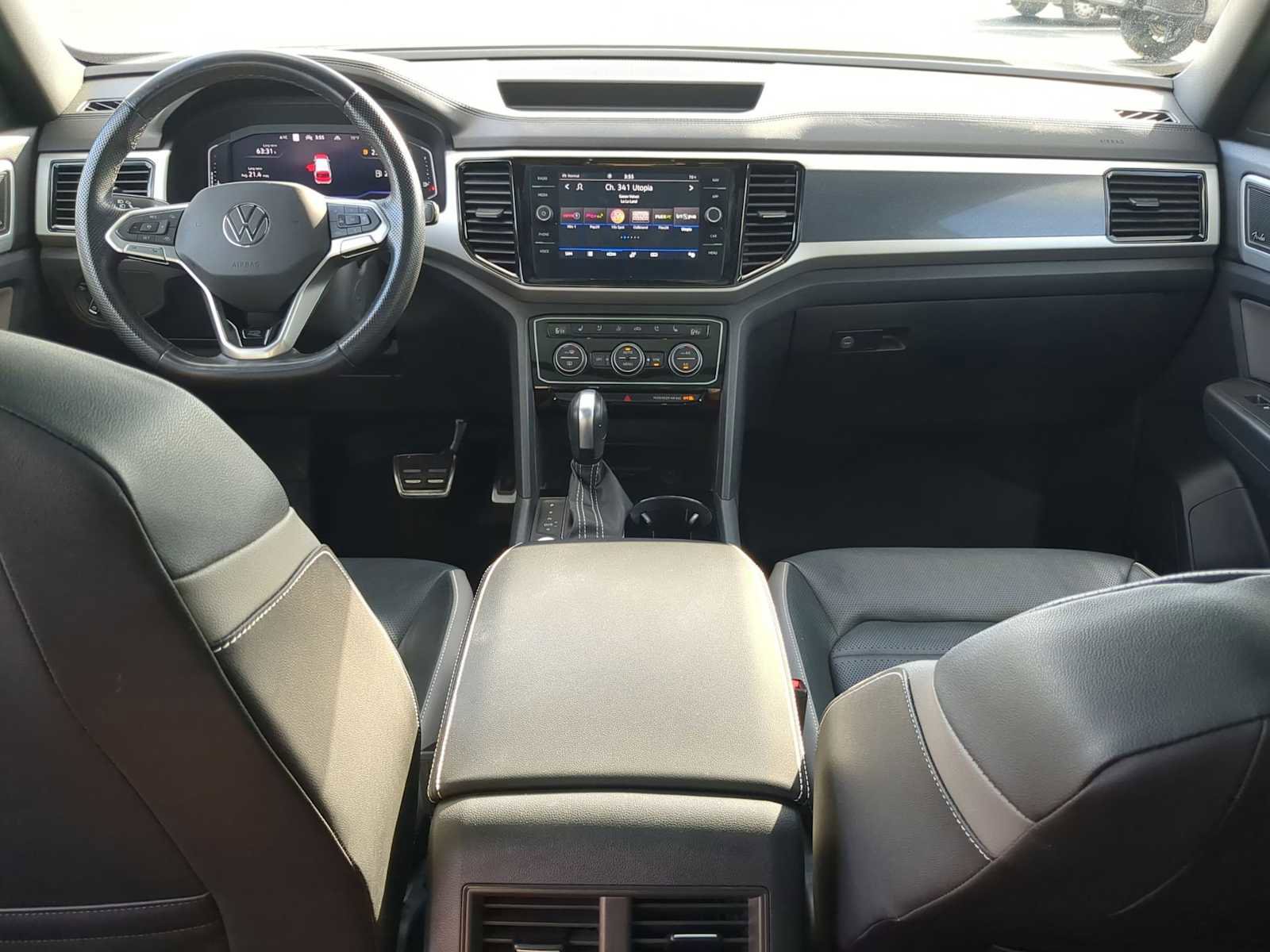 Used 2023 Volkswagen Atlas Cross Sport SEL Premium R-Line image 25