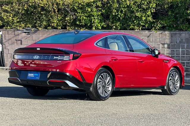 Certified 2025 Hyundai Sonata Limited image 5