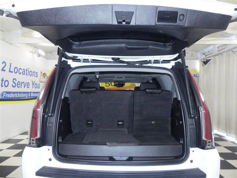 Used 2020 GMC Yukon SLT image 28